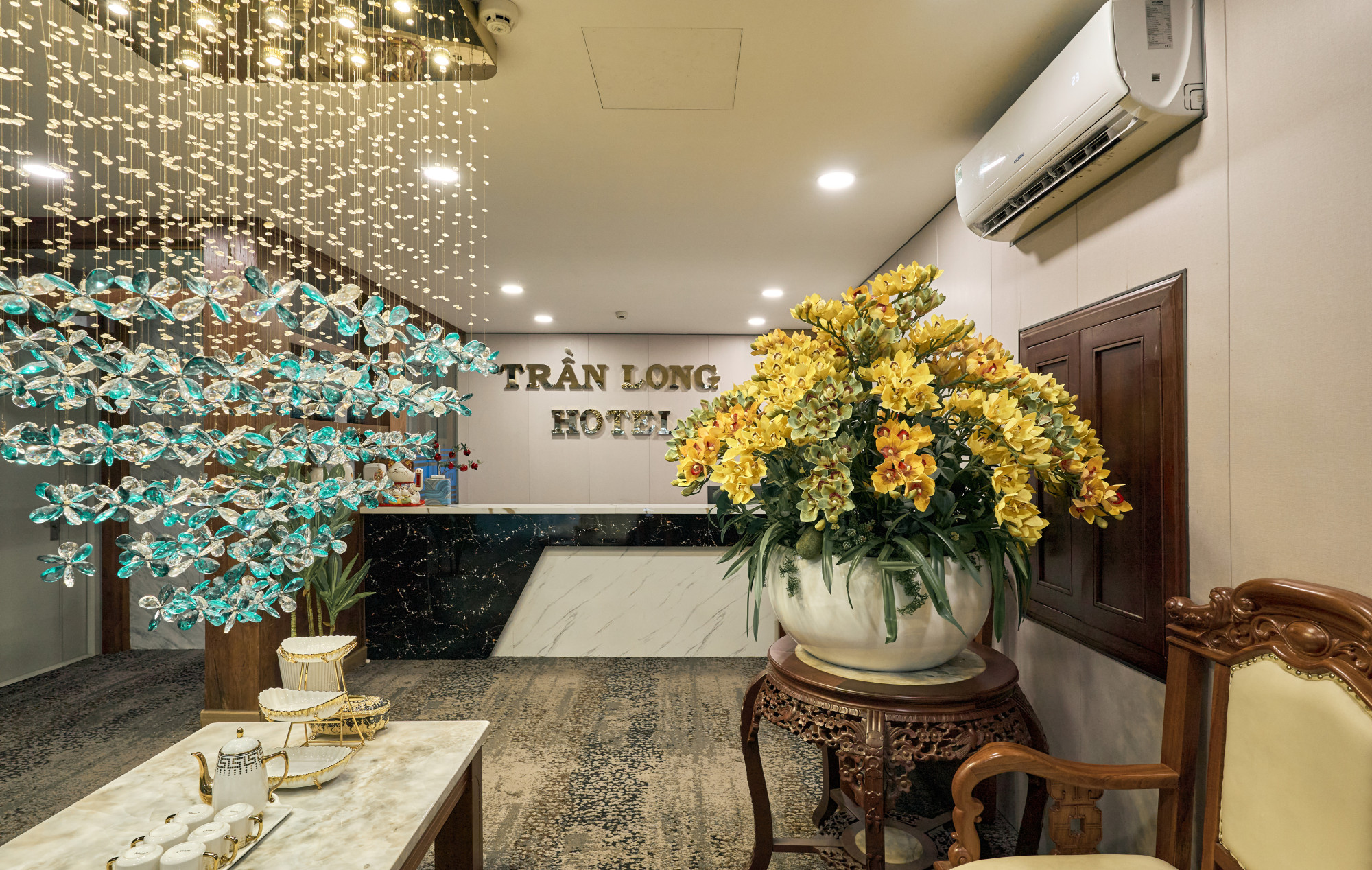 Trần Long Hotel